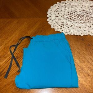 Men’s Figs teal joggers